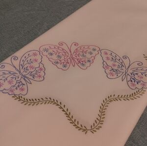 Vtg Hand Embroidered Butterfly Tablecloth 50"x42" 100% Cotton Floral Kitchen